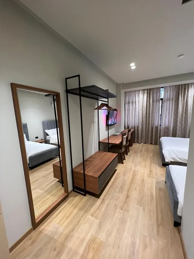 Hotel Bujtina Apsus Berat 0*,  Albania