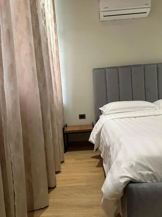 Bujtina Apsus Hotel Berat 0*,  Albania
