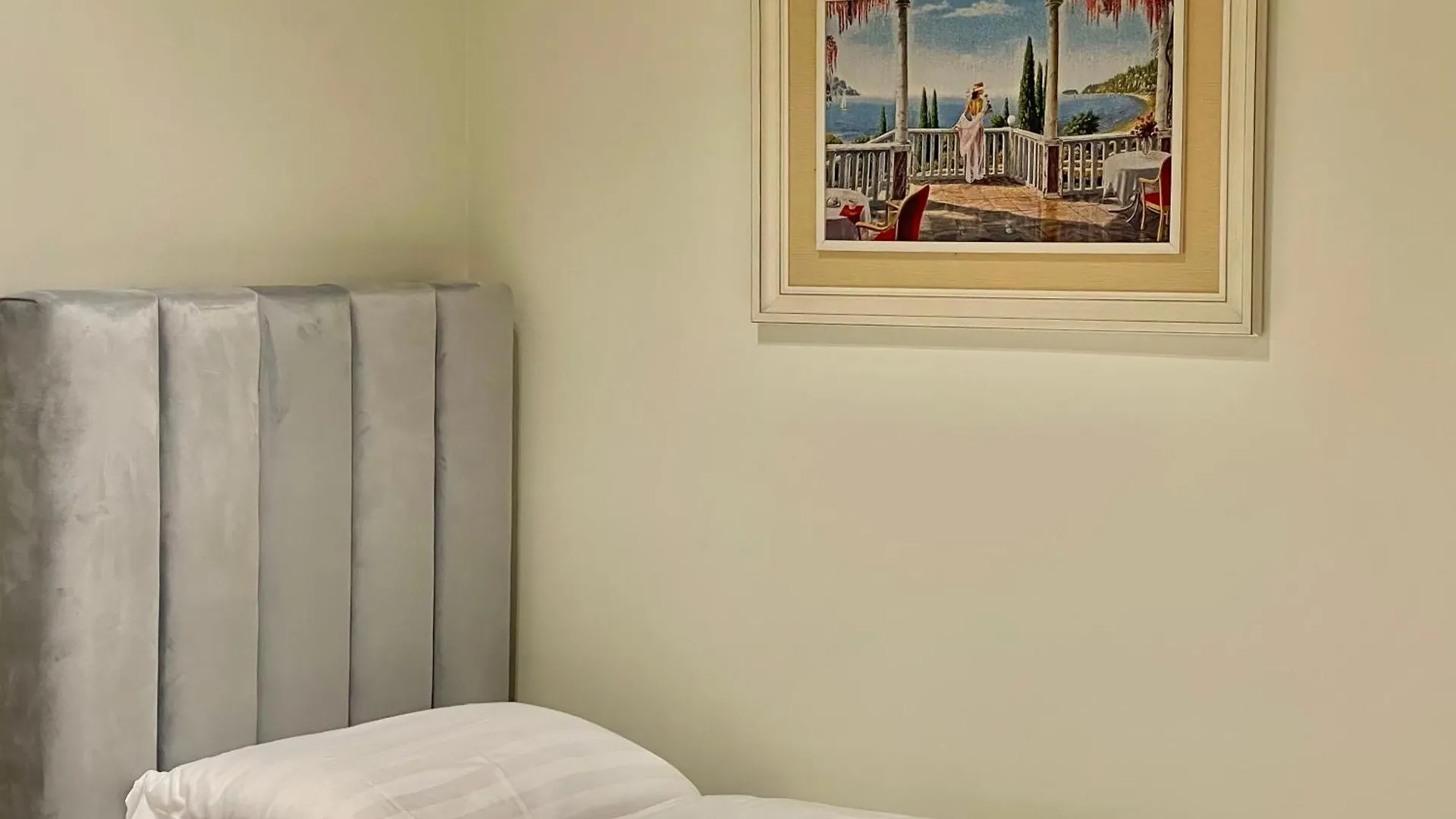 Bujtina Apsus Hotel Berat Albania